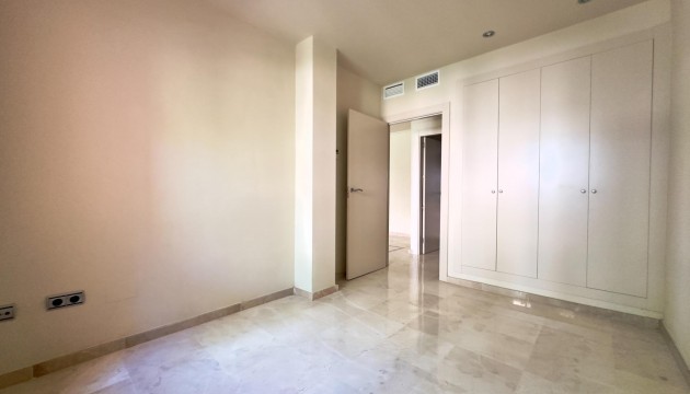 Перепродажа - Квартира - Los Alcazares - Punta Calera