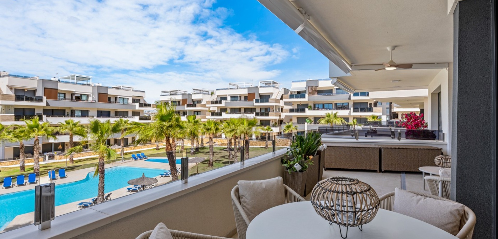 Apartment in Residencia los Altos - Image 2