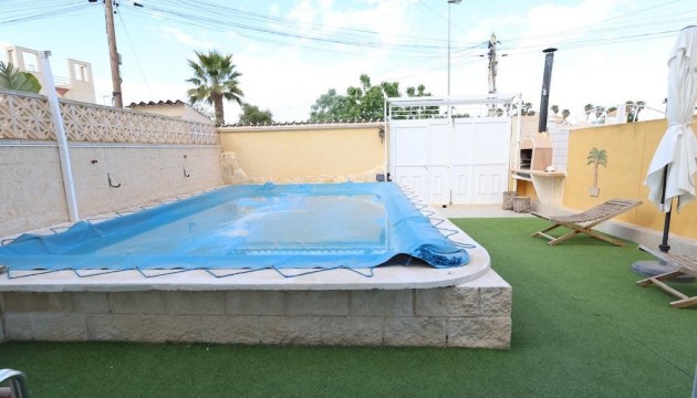 Перепродажа - Таунхаус - Torrevieja - La Siesta - El Salado -  Torreta