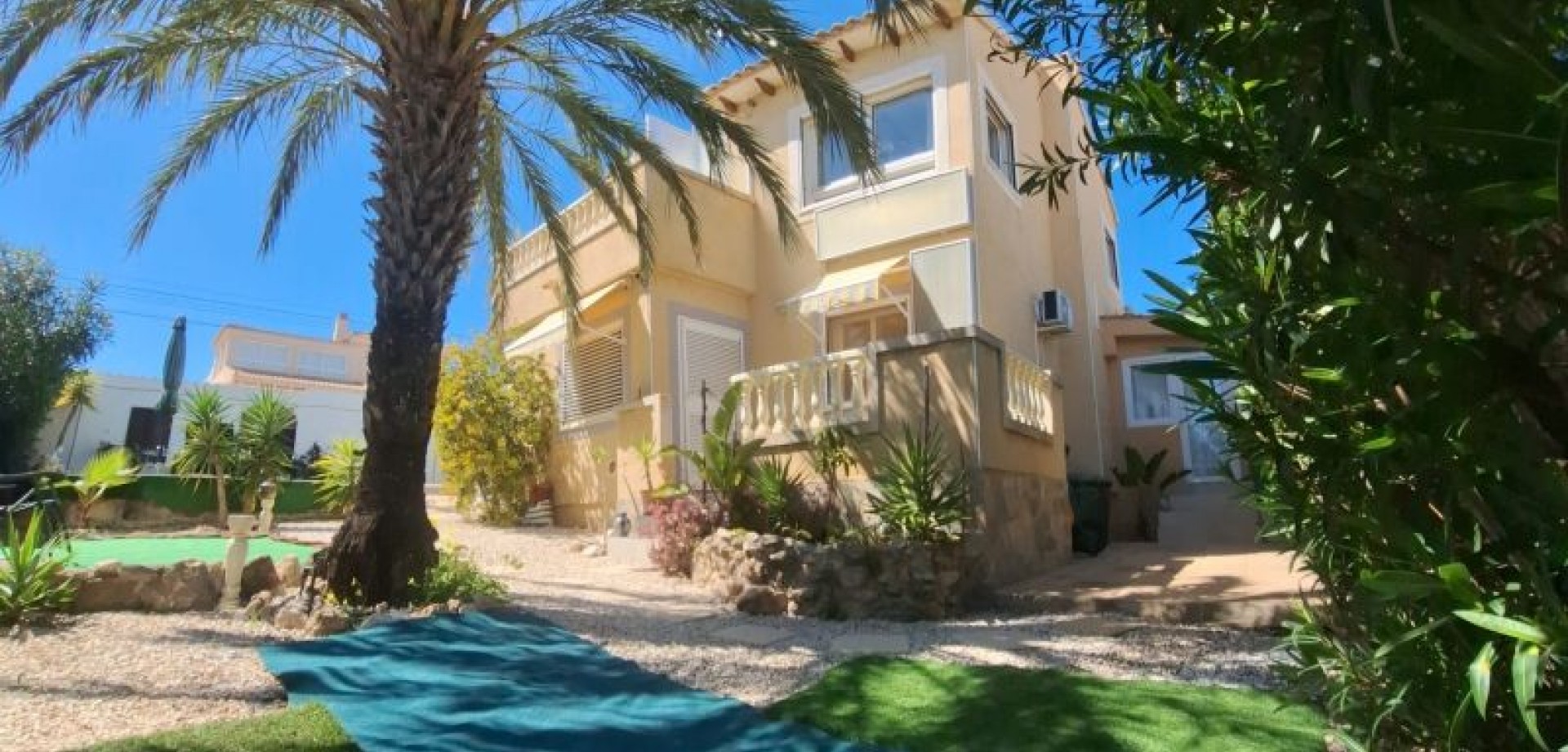 House in Los Balcones - Image 5