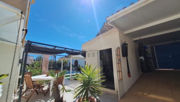 Resale - Detached Villa - Orihuela Costa