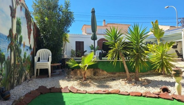 Resale - Detached Villa - Orihuela Costa
