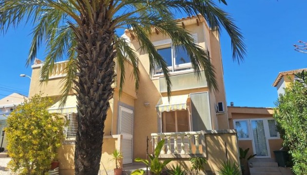 Resale - Detached Villa - Orihuela Costa