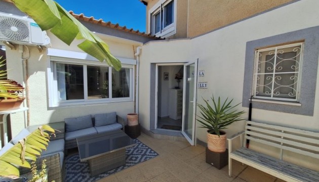 Resale - Detached Villa - Orihuela Costa