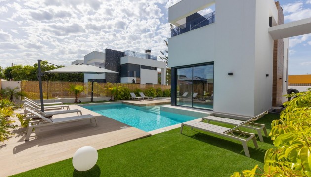 Перепродажа - отдельная вилла - Torrevieja - Torreta Florida