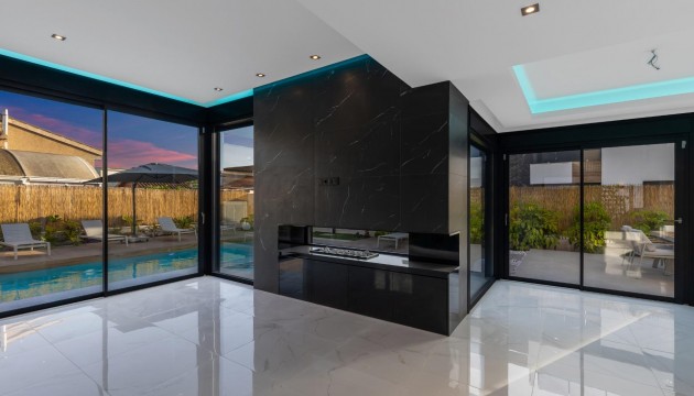 Перепродажа - отдельная вилла - Torrevieja - Torreta Florida