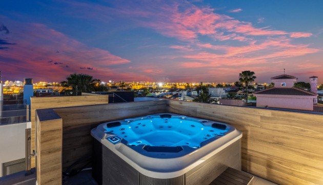 Перепродажа - отдельная вилла - Torrevieja - Torreta Florida