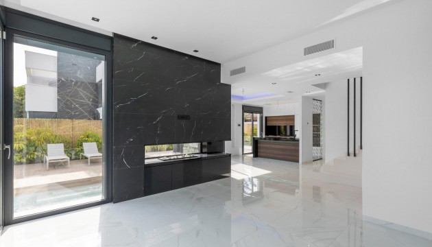 Перепродажа - отдельная вилла - Torrevieja - Torreta Florida