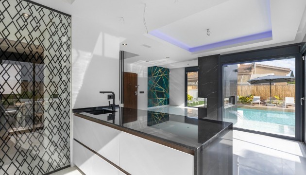 Перепродажа - отдельная вилла - Torrevieja - Torreta Florida