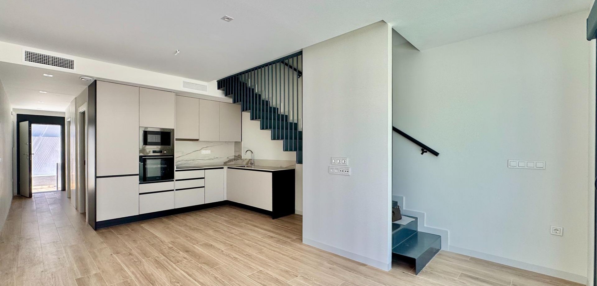 House in La Zenia - Image 4