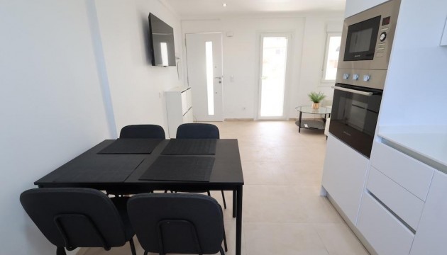 Resale - Bungalow - Orihuela Costa - La Zenia