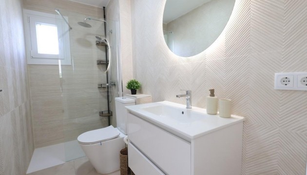 Resale - Bungalow - Orihuela Costa - La Zenia