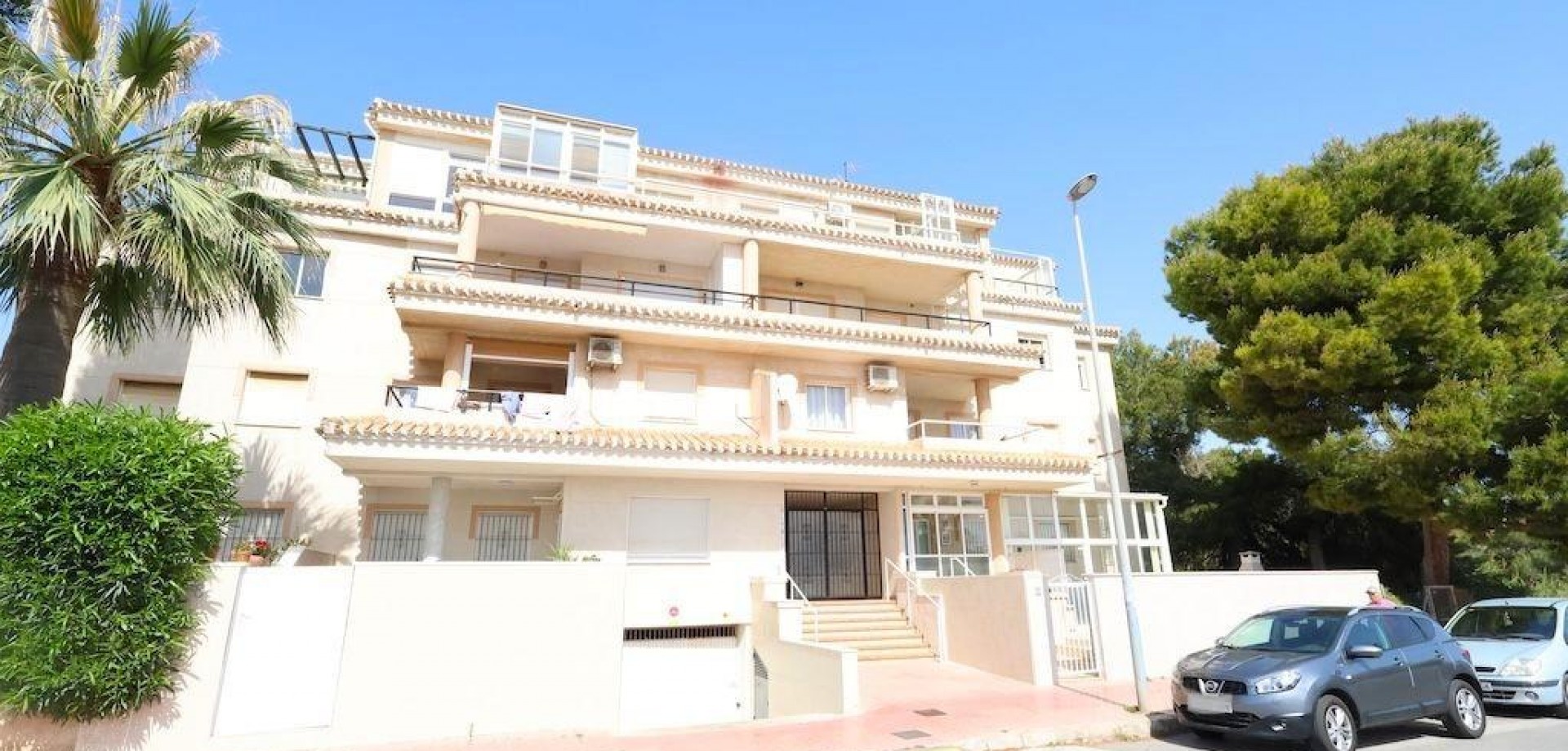 Apartment in Playa Flamenca - view 1