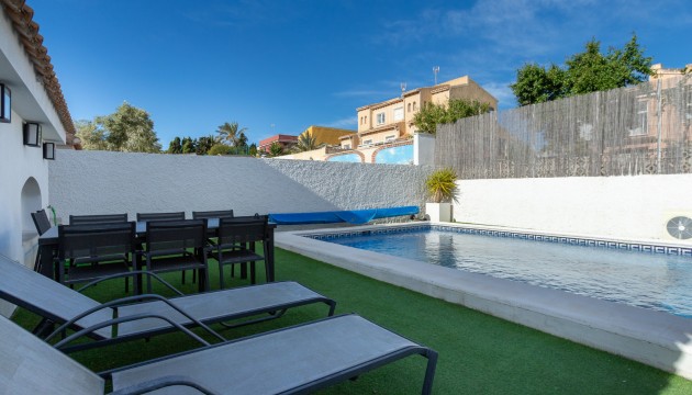 Перепродажа - отдельная вилла - Torrevieja - Los Balcones - Los Altos del Edén