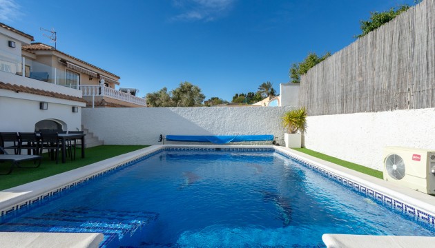 Перепродажа - отдельная вилла - Torrevieja - Los Balcones - Los Altos del Edén