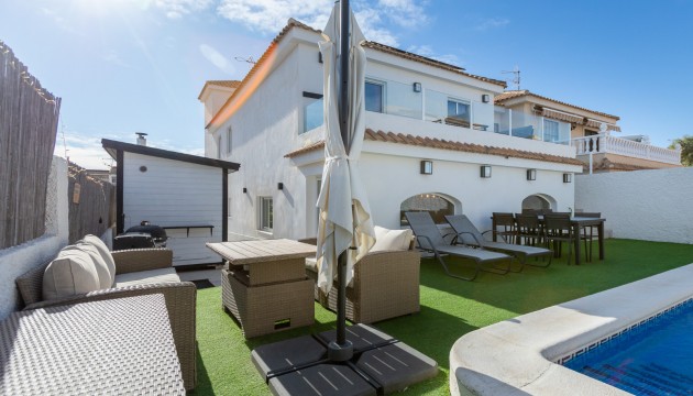 Перепродажа - отдельная вилла - Torrevieja - Los Balcones - Los Altos del Edén