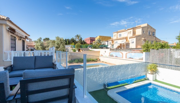 Перепродажа - отдельная вилла - Torrevieja - Los Balcones - Los Altos del Edén