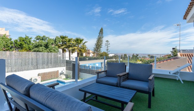 Перепродажа - отдельная вилла - Torrevieja - Los Balcones - Los Altos del Edén