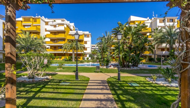 Wiederverkauf - Apartment - Torrevieja - Punta Prima