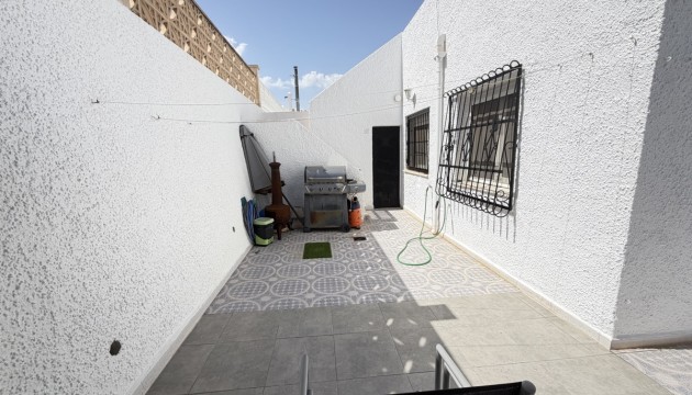 Begagnad - Bungalow - Orihuela Costa - Villamartín