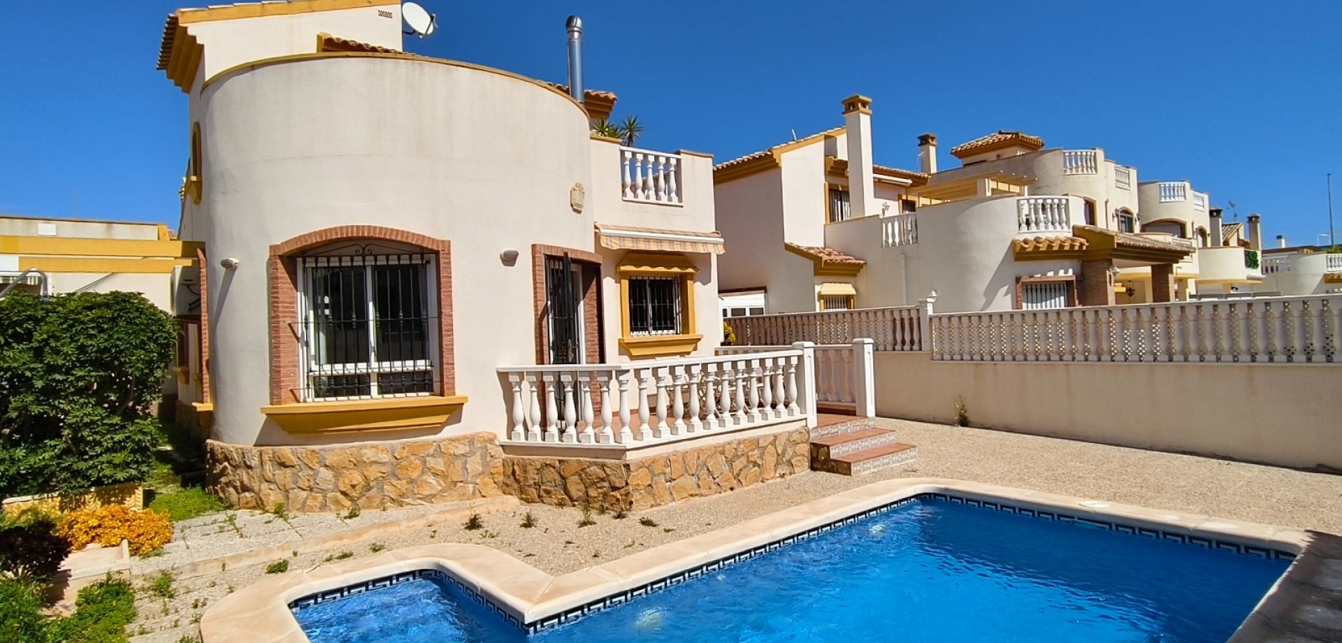 House in Pilar de la Horadada - view 1