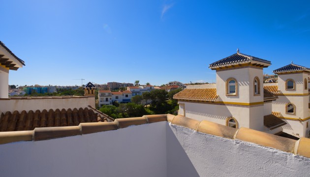 Videresalg - Detached Villa - Torrevieja