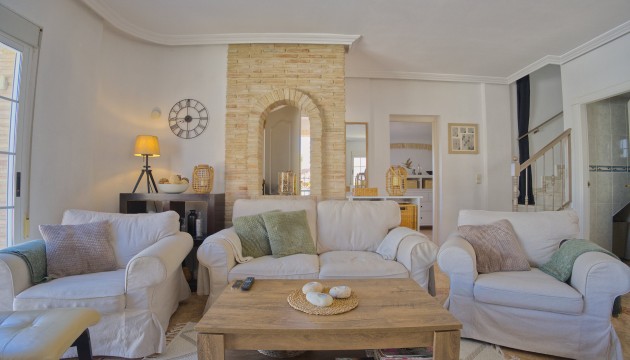 Videresalg - Detached Villa - Torrevieja