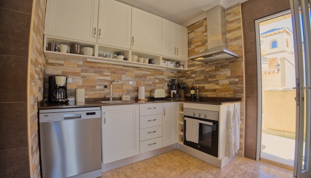 Videresalg - Detached Villa - Torrevieja