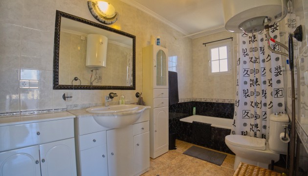 Videresalg - Detached Villa - Torrevieja