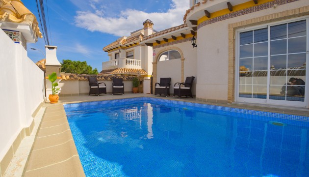 Videresalg - Detached Villa - Torrevieja