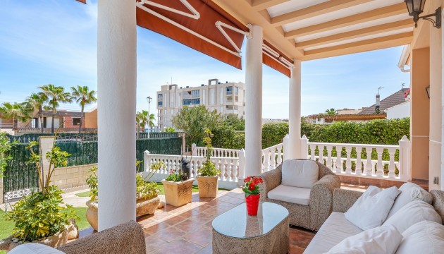 Videresalg - Detached Villa - Torrevieja - Torrelamata - La Mata