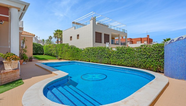 Videresalg - Detached Villa - Torrevieja - Torrelamata - La Mata