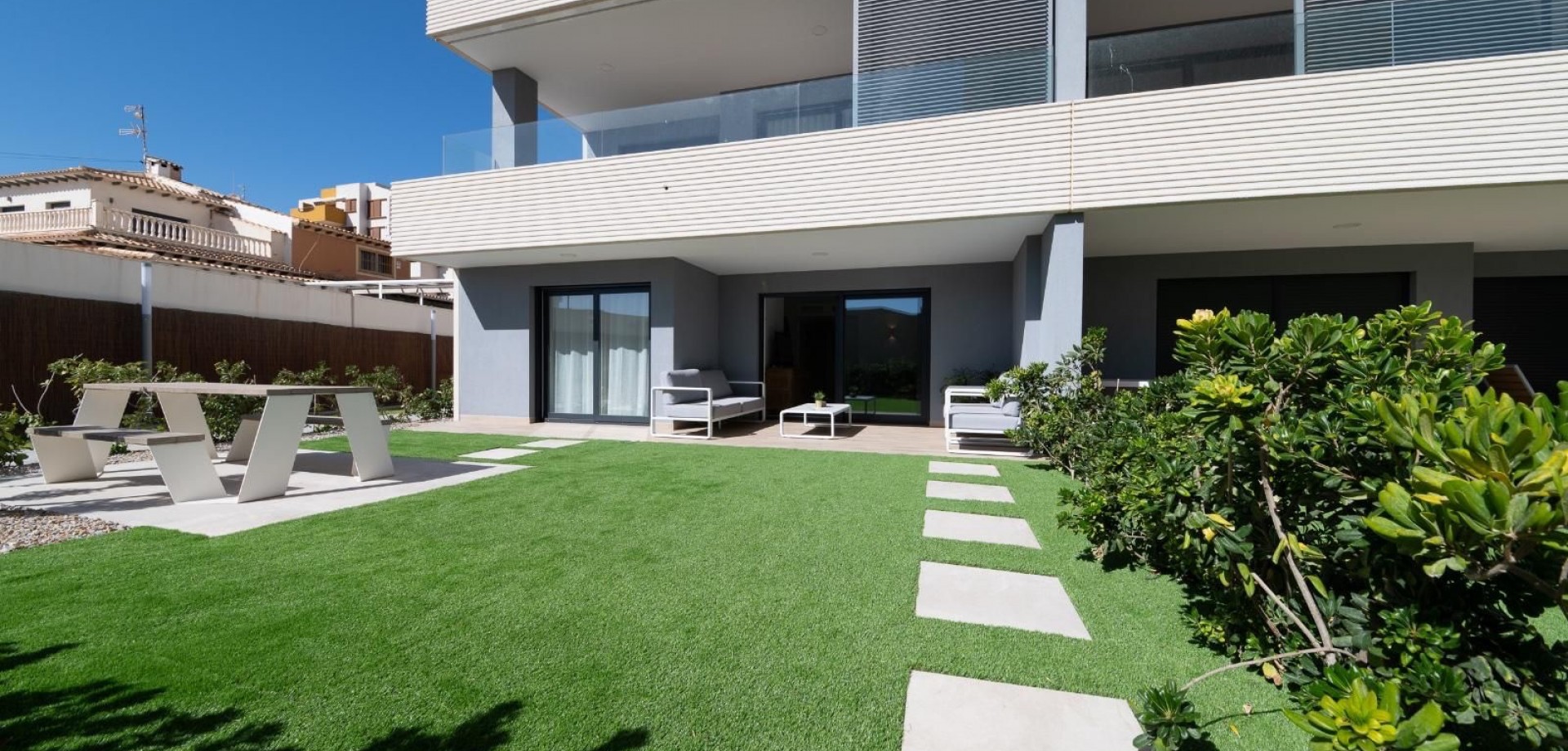 Apartment in Punta Prima - Image 3