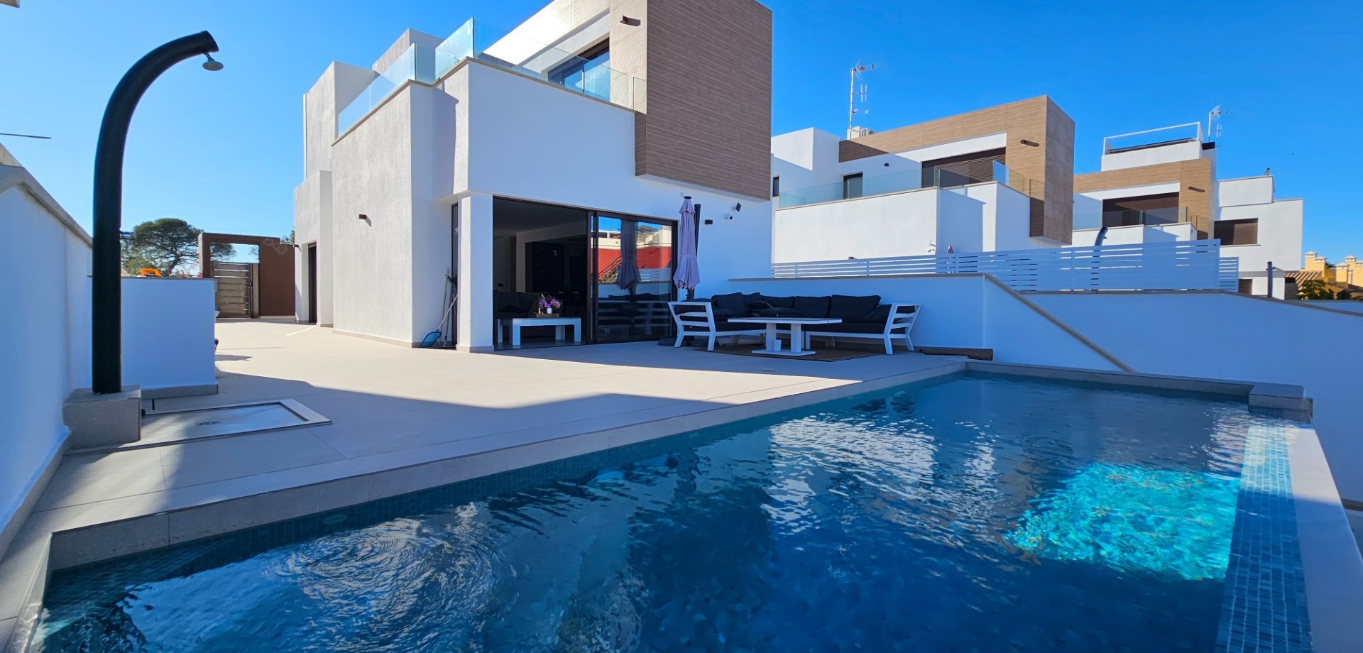 House in Algorfa - view 1