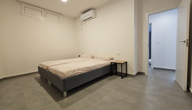 Resale - Detached Villa - La Marina