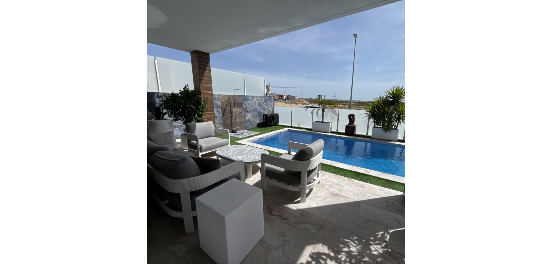 House in Los Montesinos - view 1