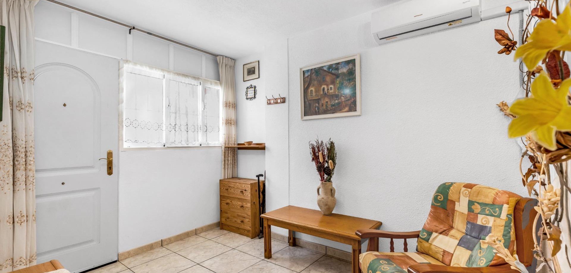 House in Torrevieja - Image 3