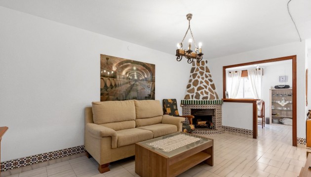 Resale - Bungalow - Torrevieja