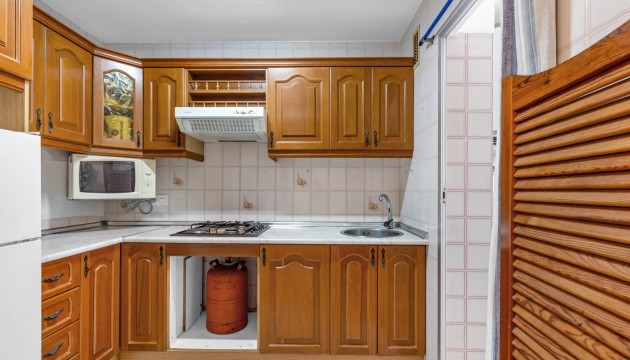 Resale - Bungalow - Torrevieja