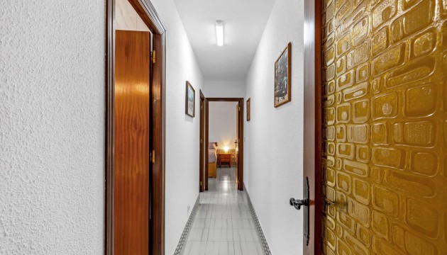 Resale - Bungalow - Torrevieja