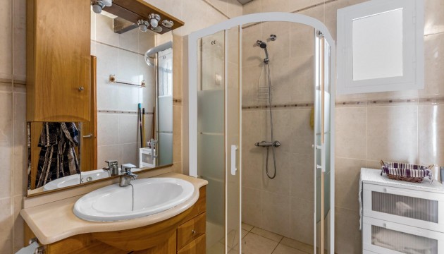 Resale - Bungalow - Torrevieja