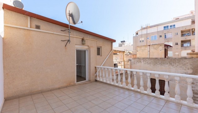 Resale - Bungalow - Torrevieja