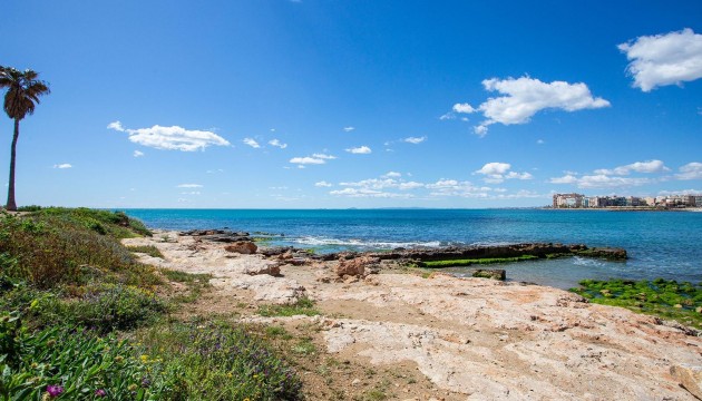 Resale - Bungalow - Torrevieja