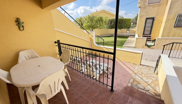 Odsprzedaż - Apartment - Orihuela Costa - Villamartín