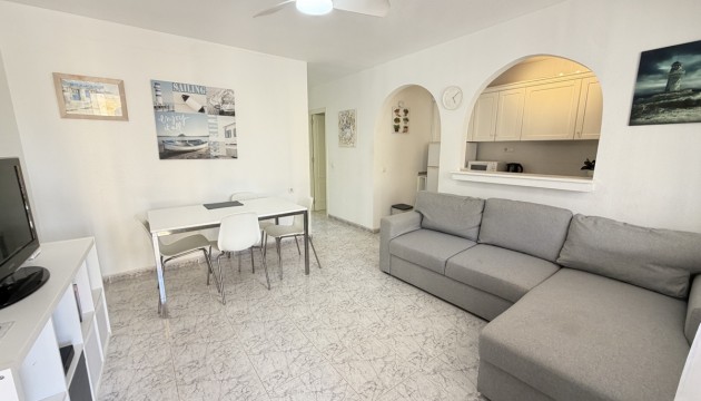 Odsprzedaż - Apartment - Orihuela Costa - Villamartín