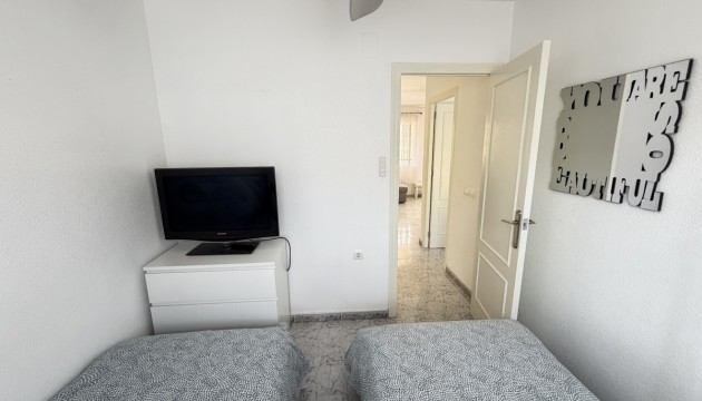 Odsprzedaż - Apartment - Orihuela Costa - Villamartín