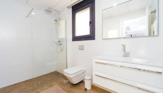 Resale - Detached Villa - Torrevieja