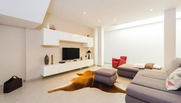 Resale - Detached Villa - Torrevieja