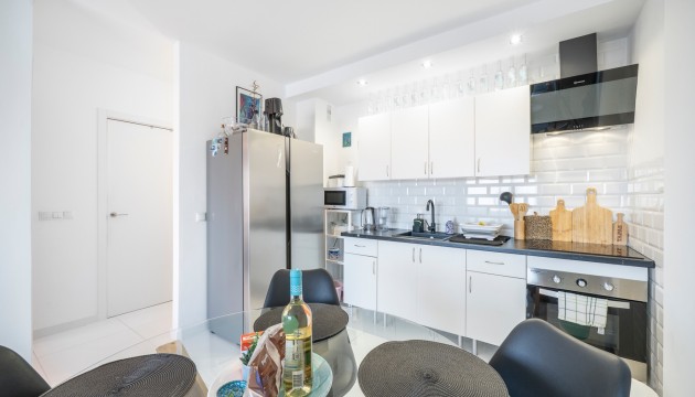 Odsprzedaż - Apartment - Orihuela Costa - Cabo Roig