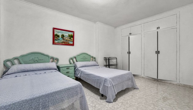 Resale - Apartment - Torrevieja - Playa de los Locos